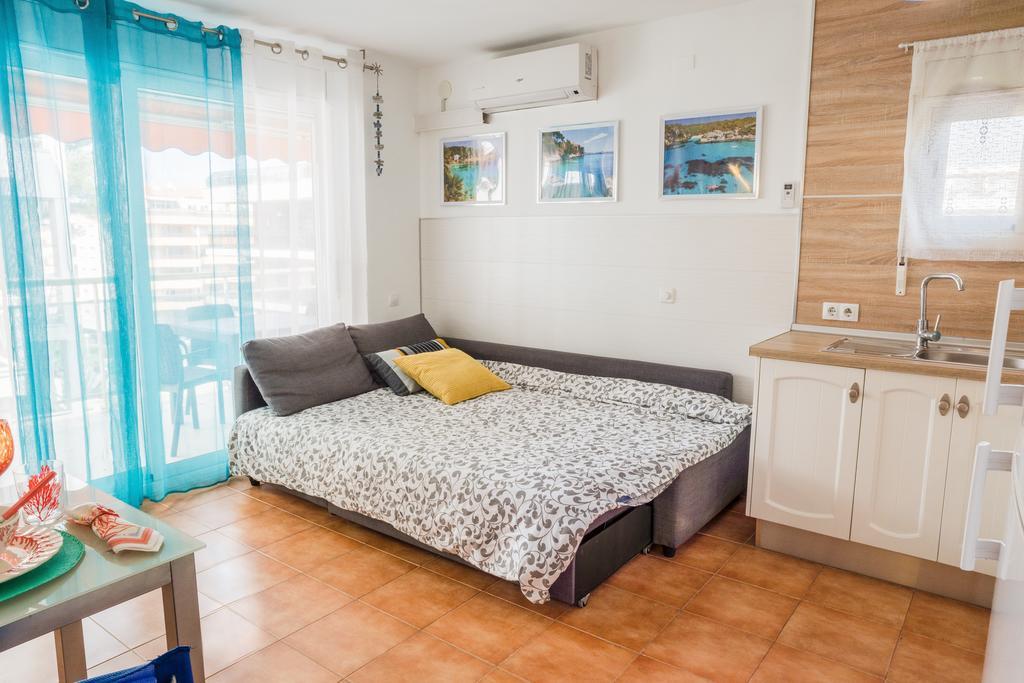 Apartamento En Салоу Екстериор снимка