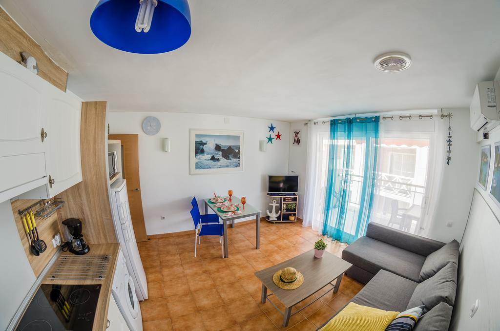 Apartamento En Салоу Екстериор снимка